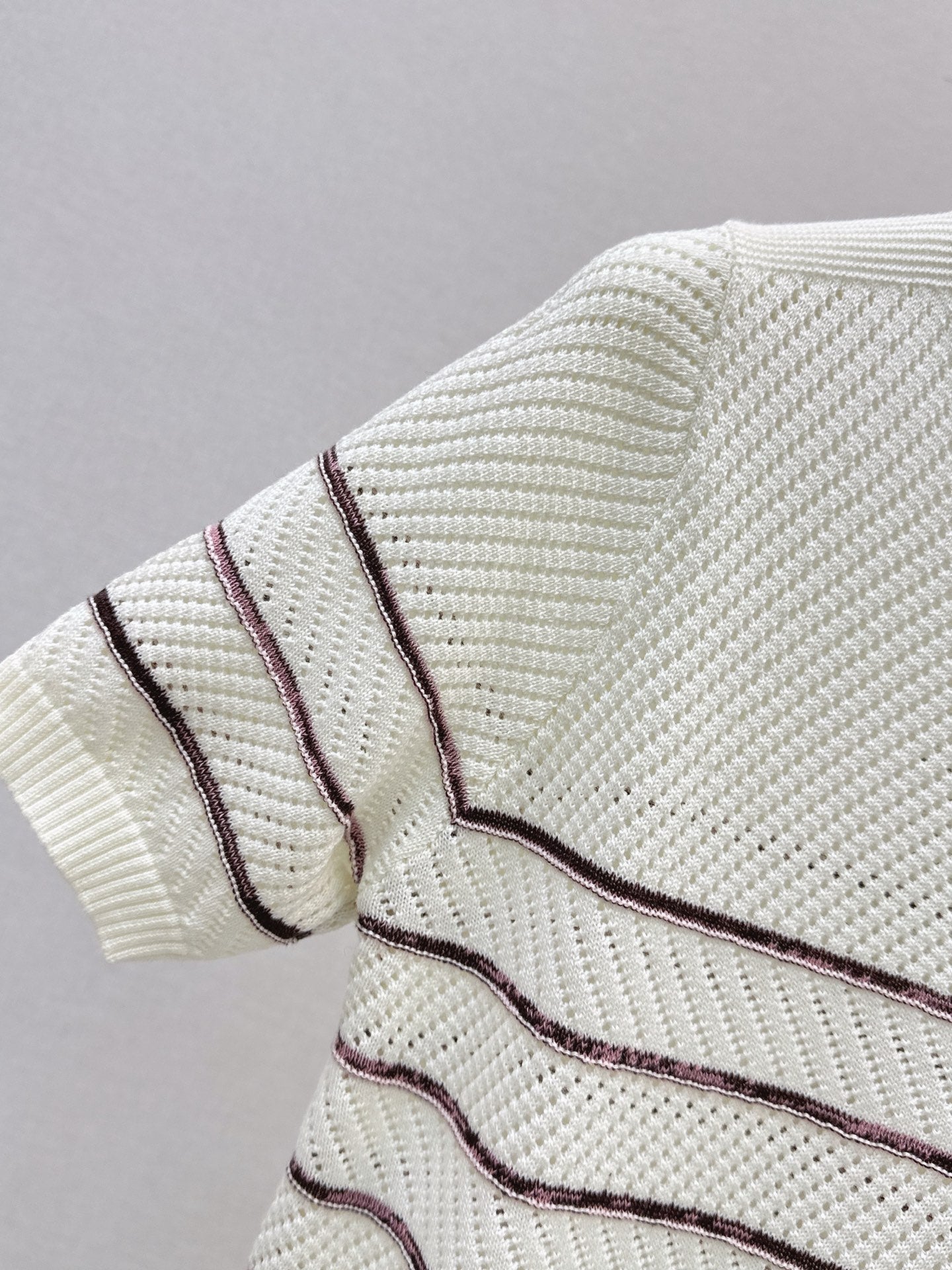 26FW New Minimalist Striped Knit Short-Sleeve Top 🤍