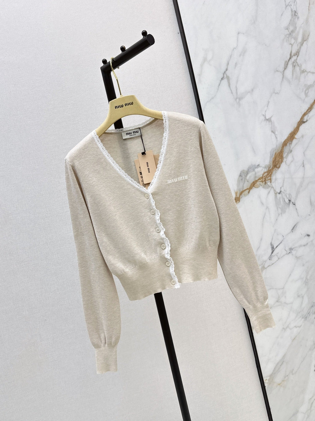 26FW New Lace-Trim V-Neck Knit Cardigan 🤍