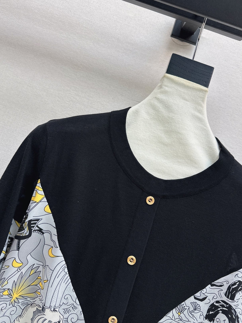 26FW New Printed Panel Knit Cardigan 🖤