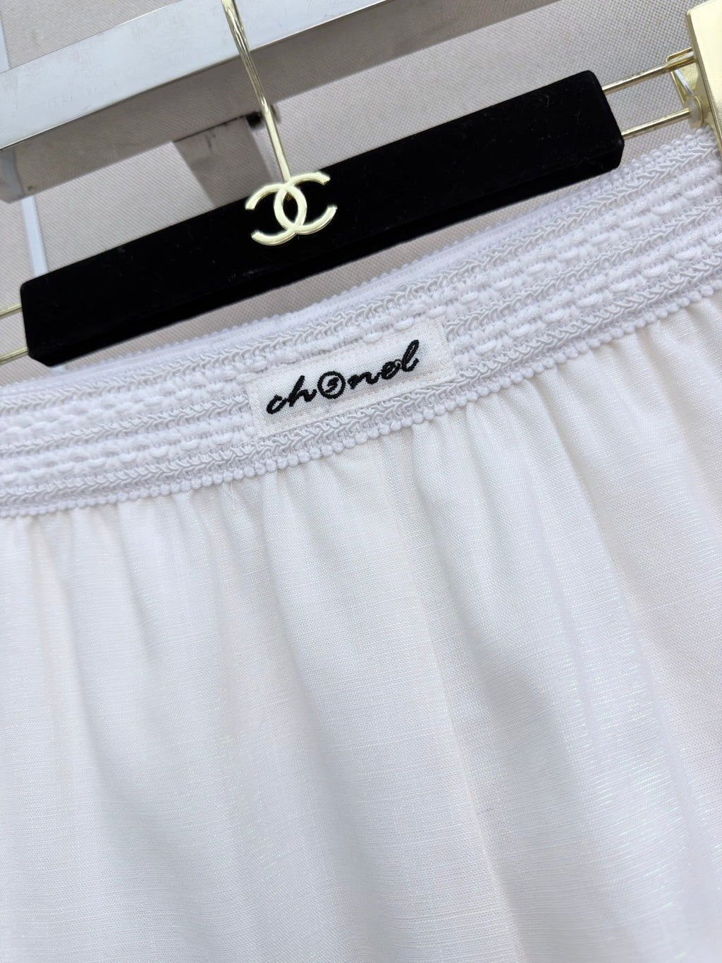 26FW New Elastic-Waist Shorts