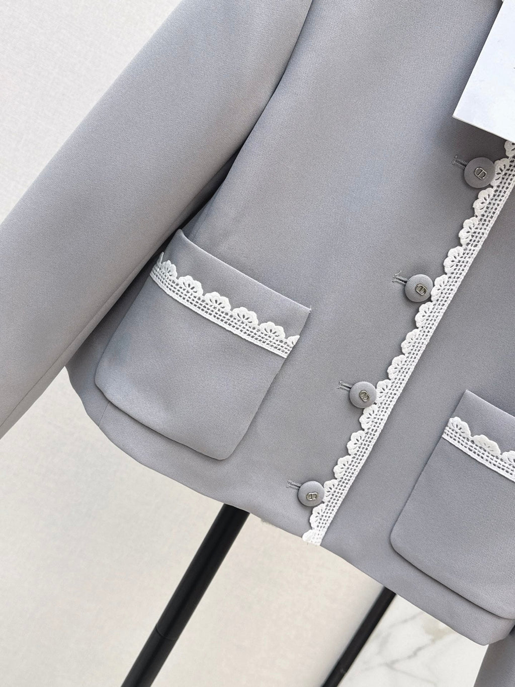 26FW New Color-Block Lace-Trim Crew-Neck Jacket 🩶