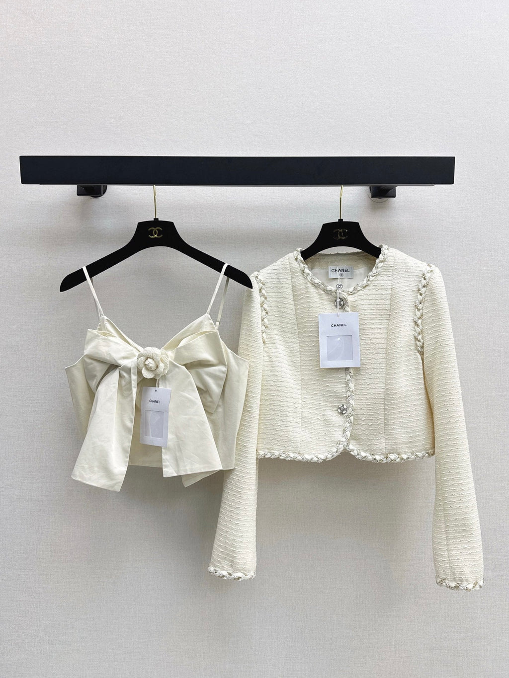26FW New Cropped Jacket with Woven Trim 🤍