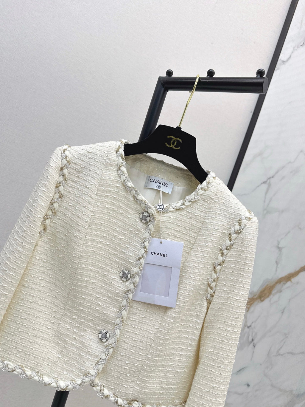 26FW New Cropped Jacket with Woven Trim 🤍