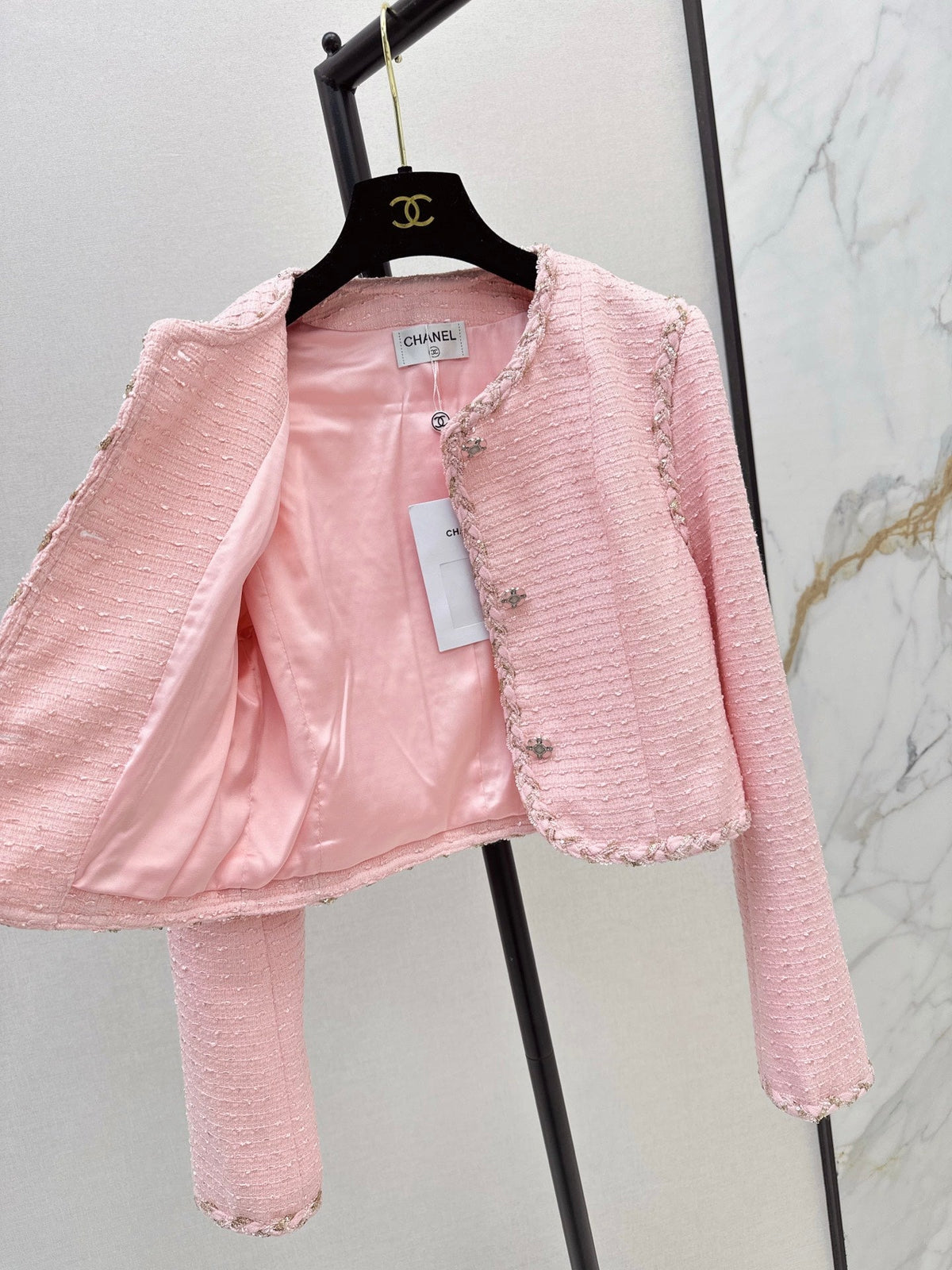 26FW New Cropped Jacket with Woven Trim 🤍