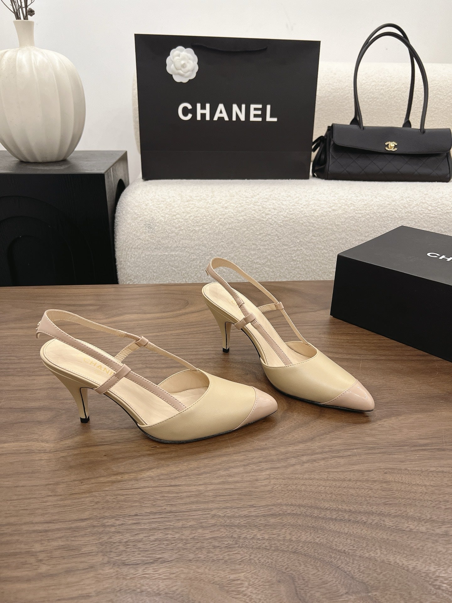 26FW New Color-Block Pointed-Toe Slingback High-Heeled Sandals (height: 8.5cm)