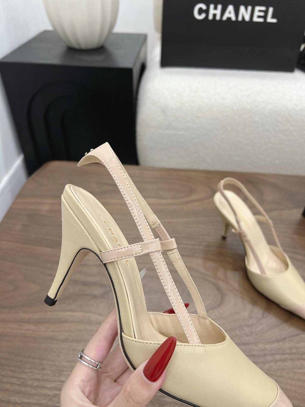 26FW New Color-Block Pointed-Toe Slingback High-Heeled Sandals (height: 8.5cm)