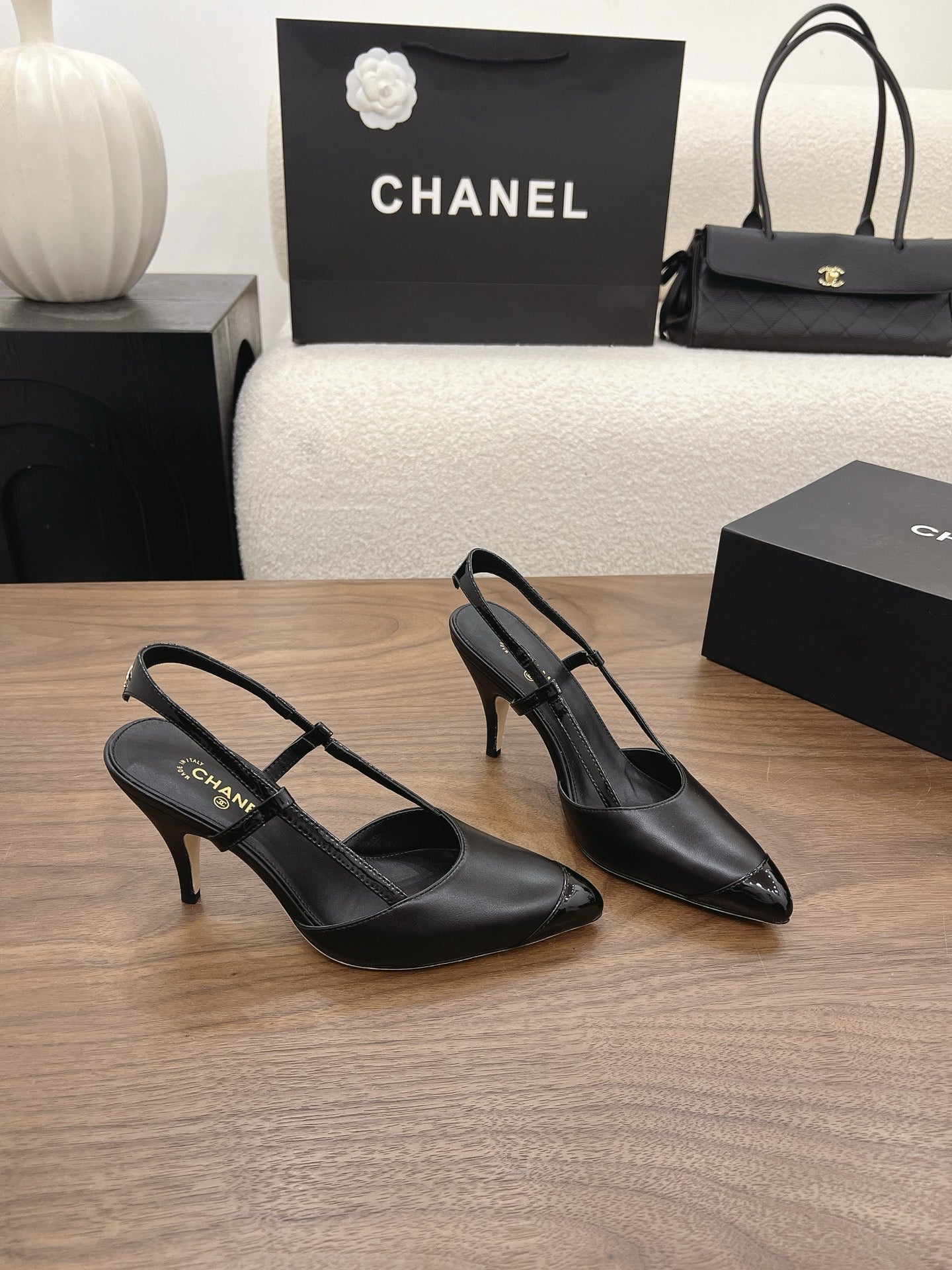 26FW New Color-Block Pointed-Toe Slingback High-Heeled Sandals (height: 8.5cm)