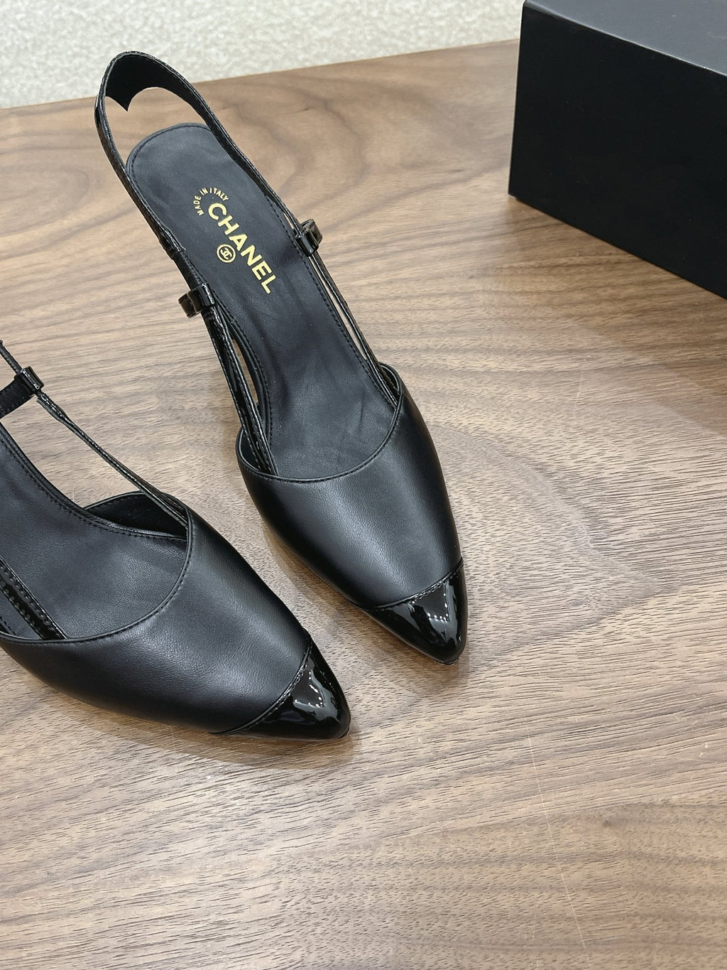 26FW New Color-Block Pointed-Toe Slingback High-Heeled Sandals (height: 8.5cm)