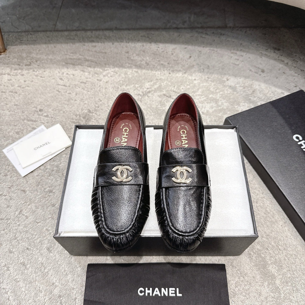 26FW New Pleated Flat Mules – Vintage-Style Flats