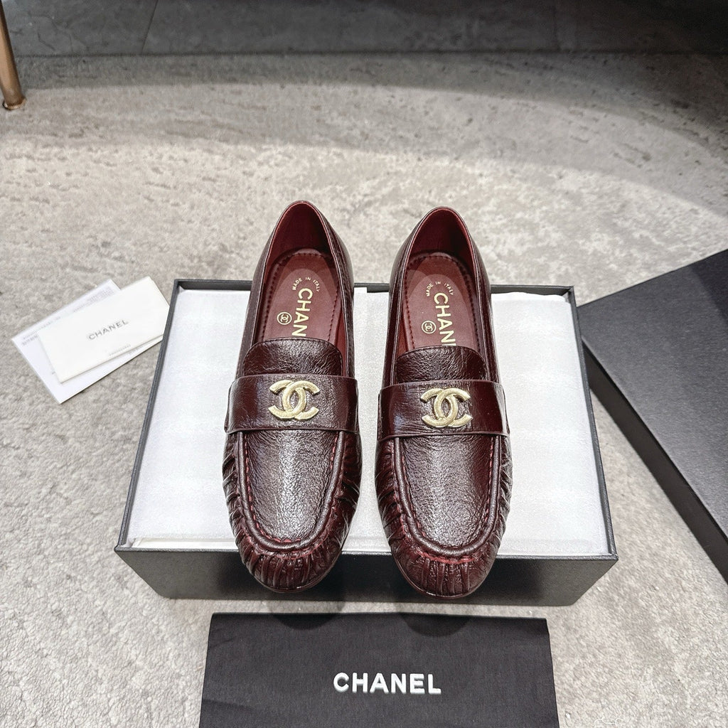 26FW New Pleated Flat Mules – Vintage-Style Flats