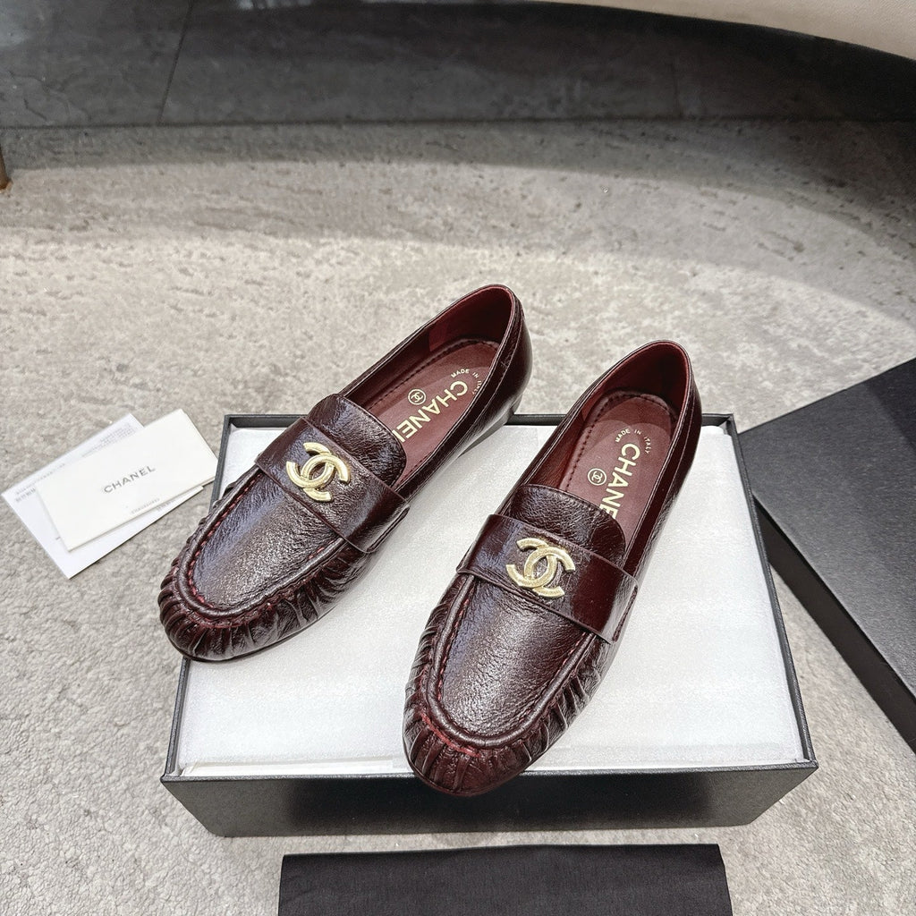 26FW New Pleated Flat Mules – Vintage-Style Flats