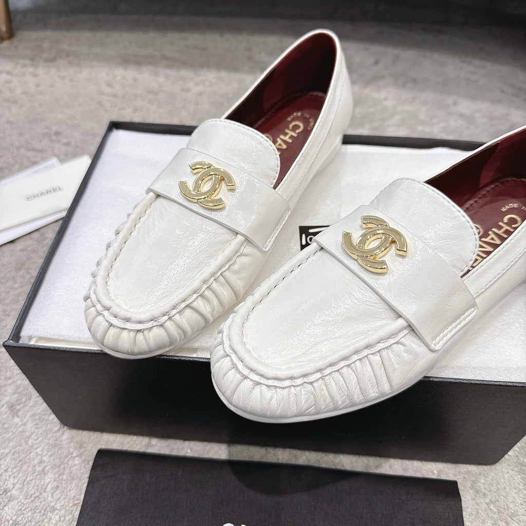 26FW New Pleated Flat Mules – Vintage-Style Flats