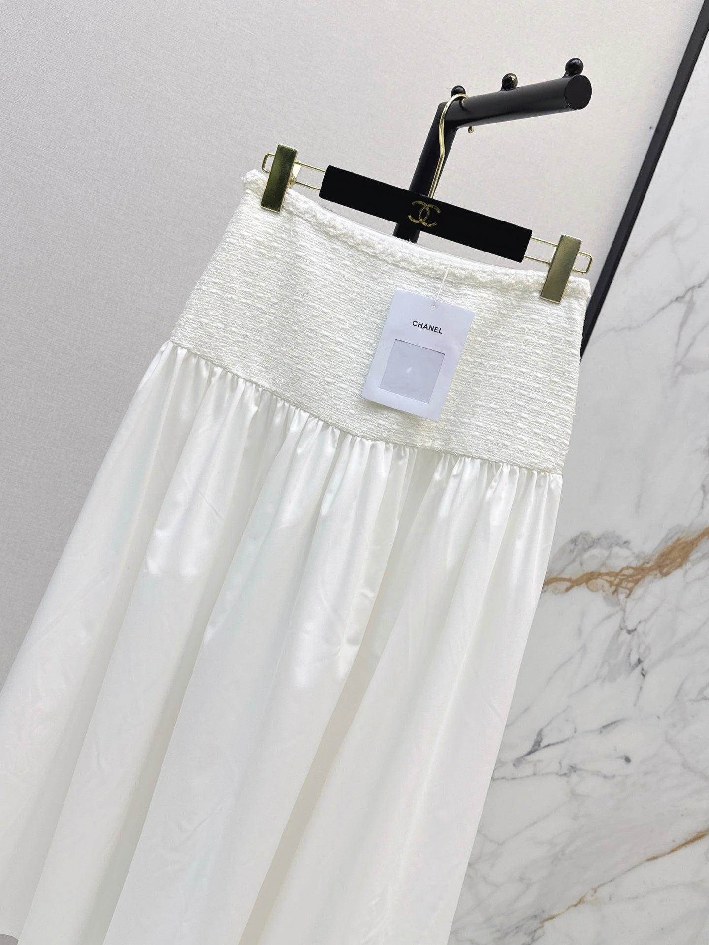 26FW New Knitted & Paneled Midi Skirt 🤍