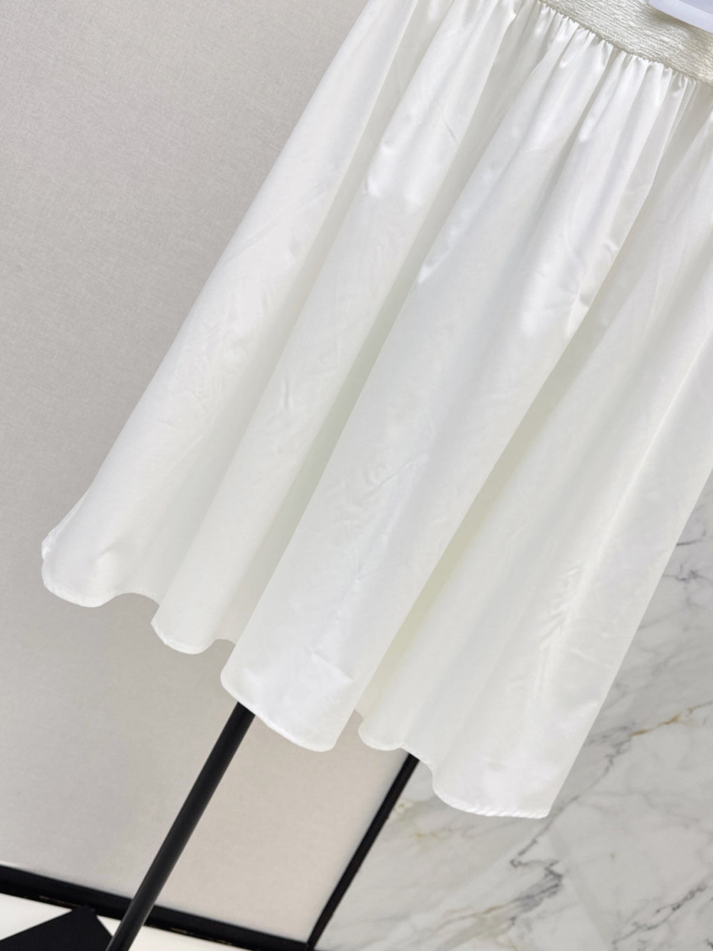 26FW New Knitted & Paneled Midi Skirt 🤍