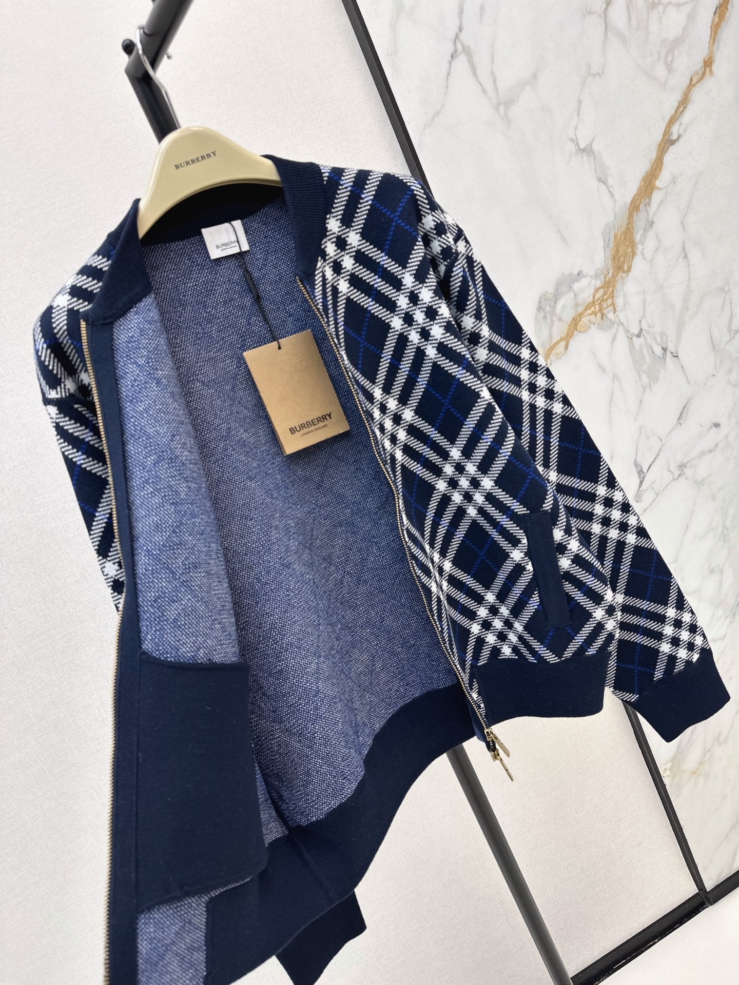 26FW New Plaid Stand-Collar Knit Cardigan 🖤