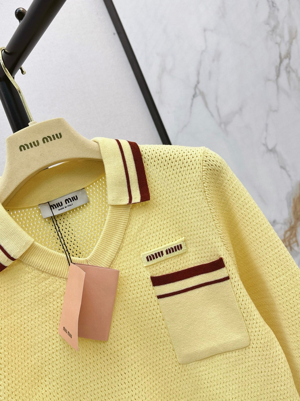 26FW New Color-Block Striped Collared Knit Top 💛