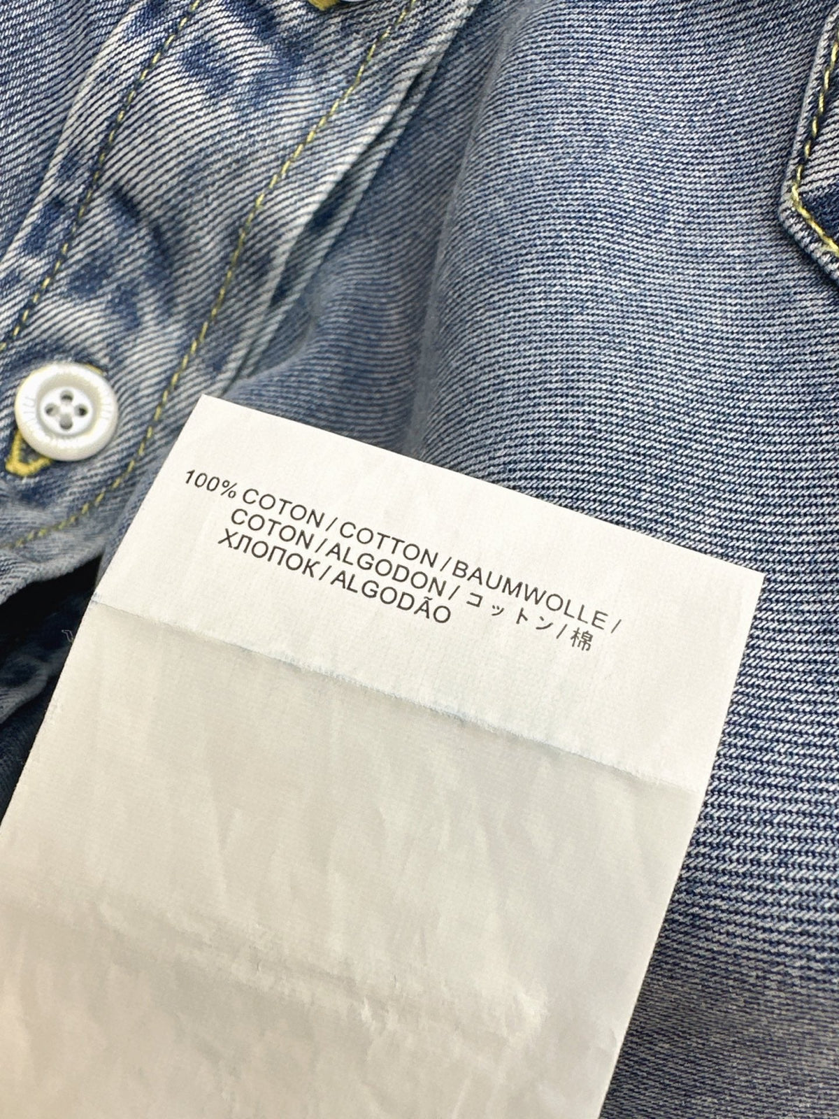 26FW New Denim Shirt with Embroidered Letter Logo and Contrast-Color Collar 🩵
