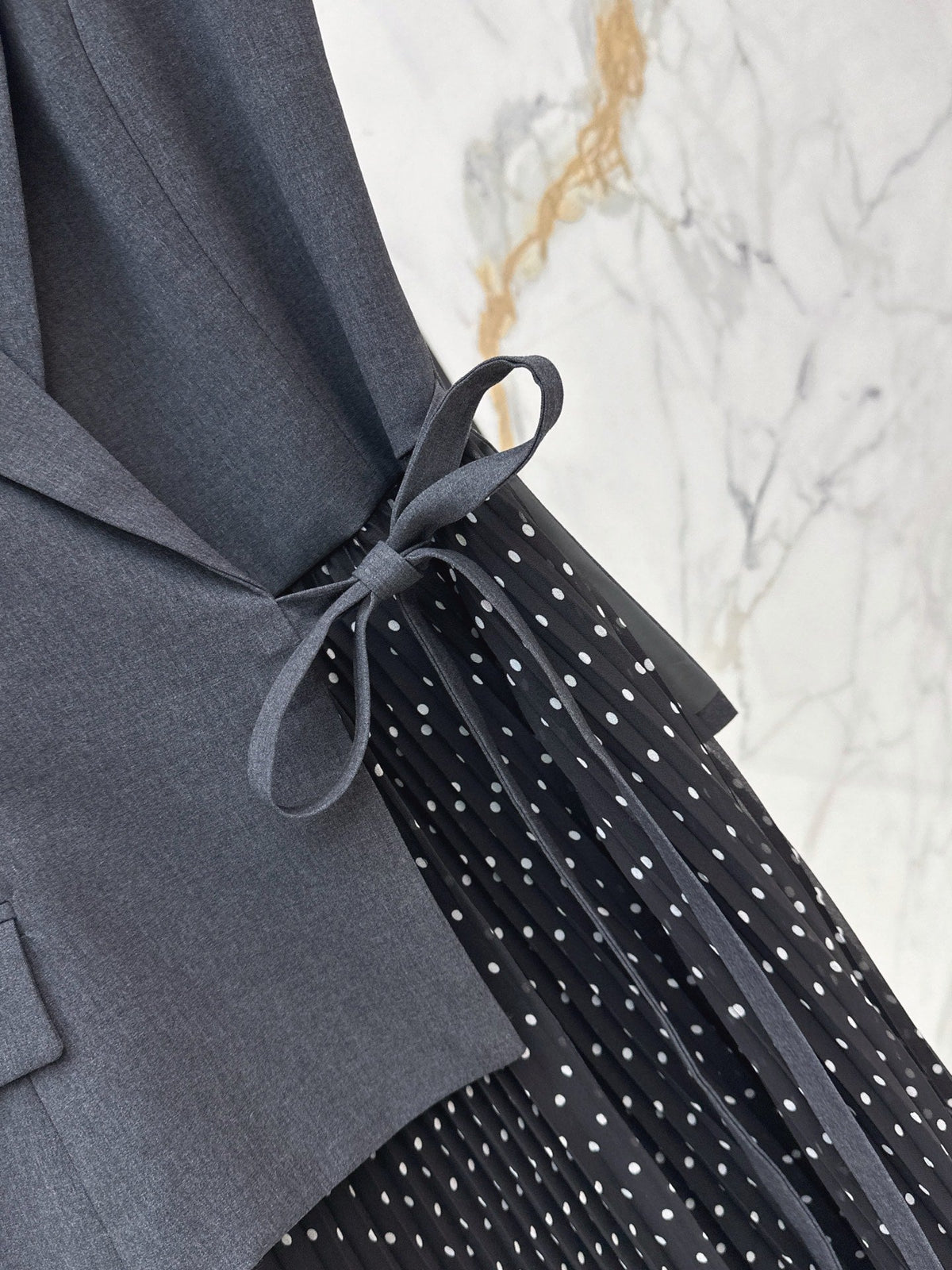 26FW New Polka-Dot Panel Dress (Faux-Layered Look) 🖤