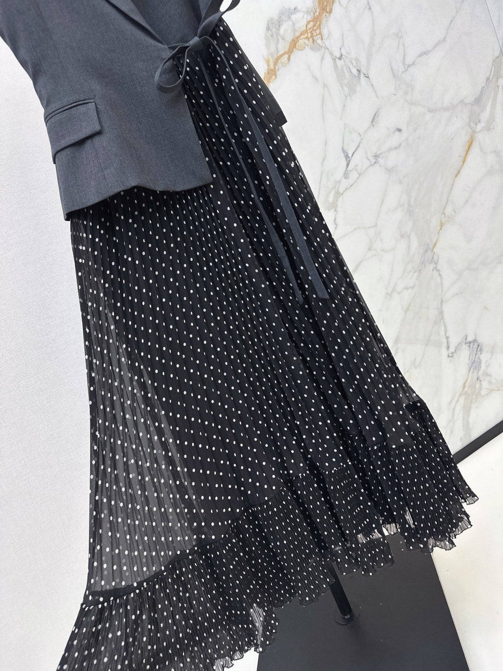 26FW New Polka-Dot Panel Dress (Faux-Layered Look) 🖤
