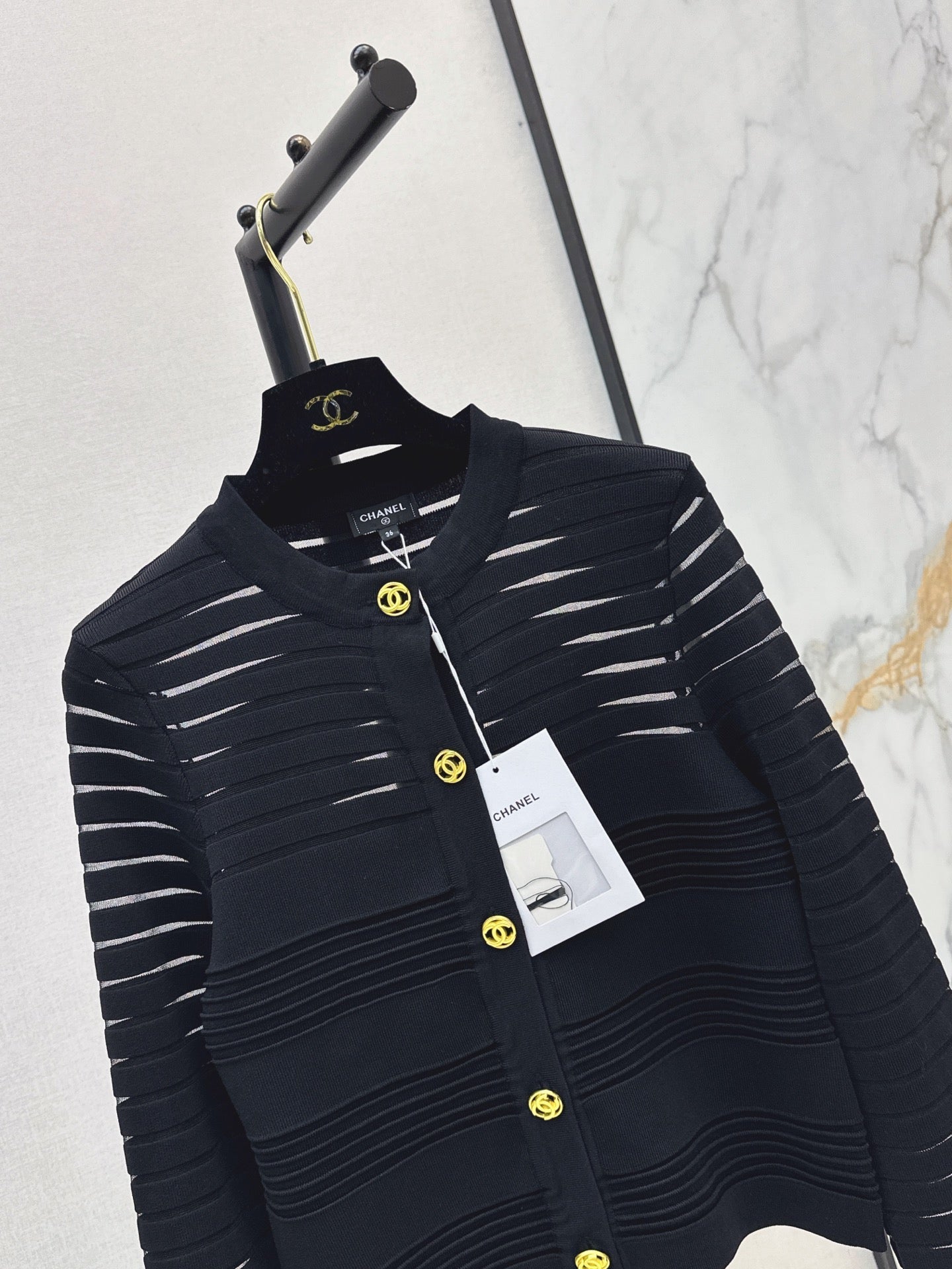 26FW New Striped Jacquard Crew-Neck Cardigan 🖤