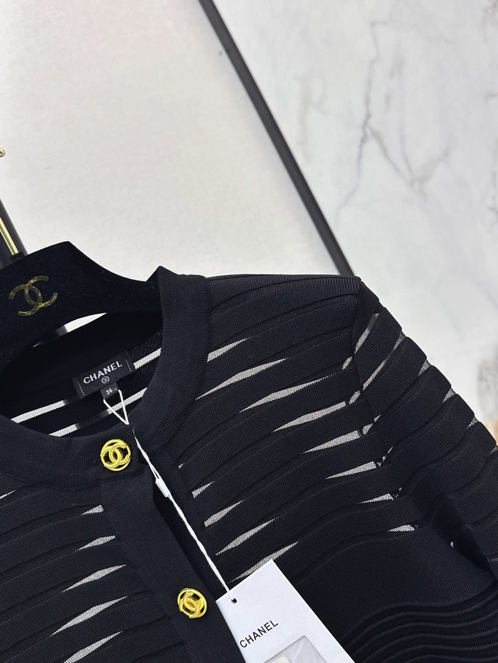 26FW New Striped Jacquard Crew-Neck Cardigan 🖤