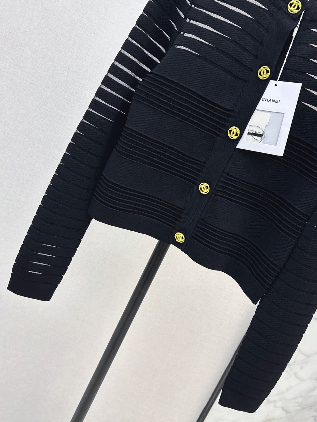 26FW New Striped Jacquard Crew-Neck Cardigan 🖤