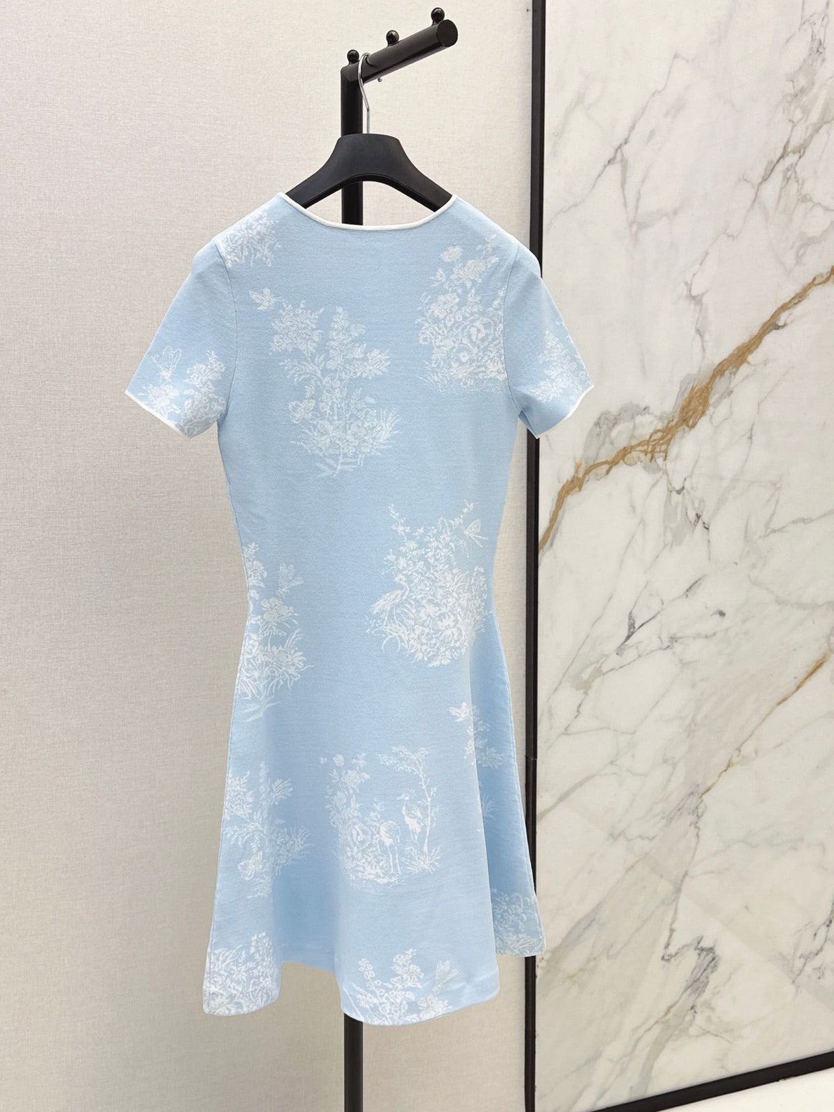 26FW New Floral Jacquard Crew-Neck Short-Sleeve Dress 🩵
