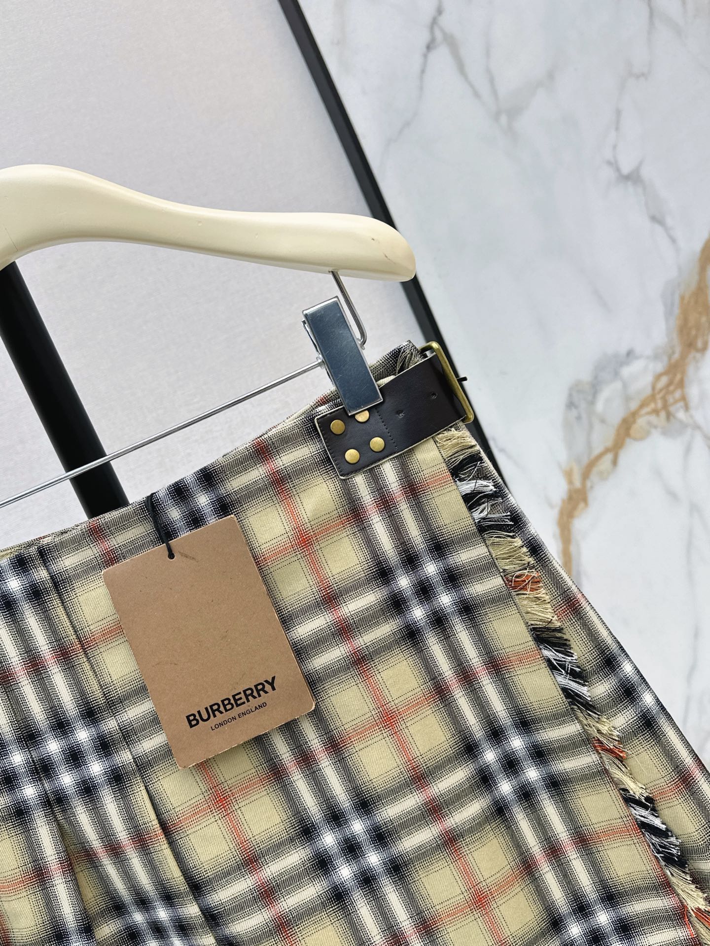 26FW New Classic Plaid Wrap Skirt 🤎