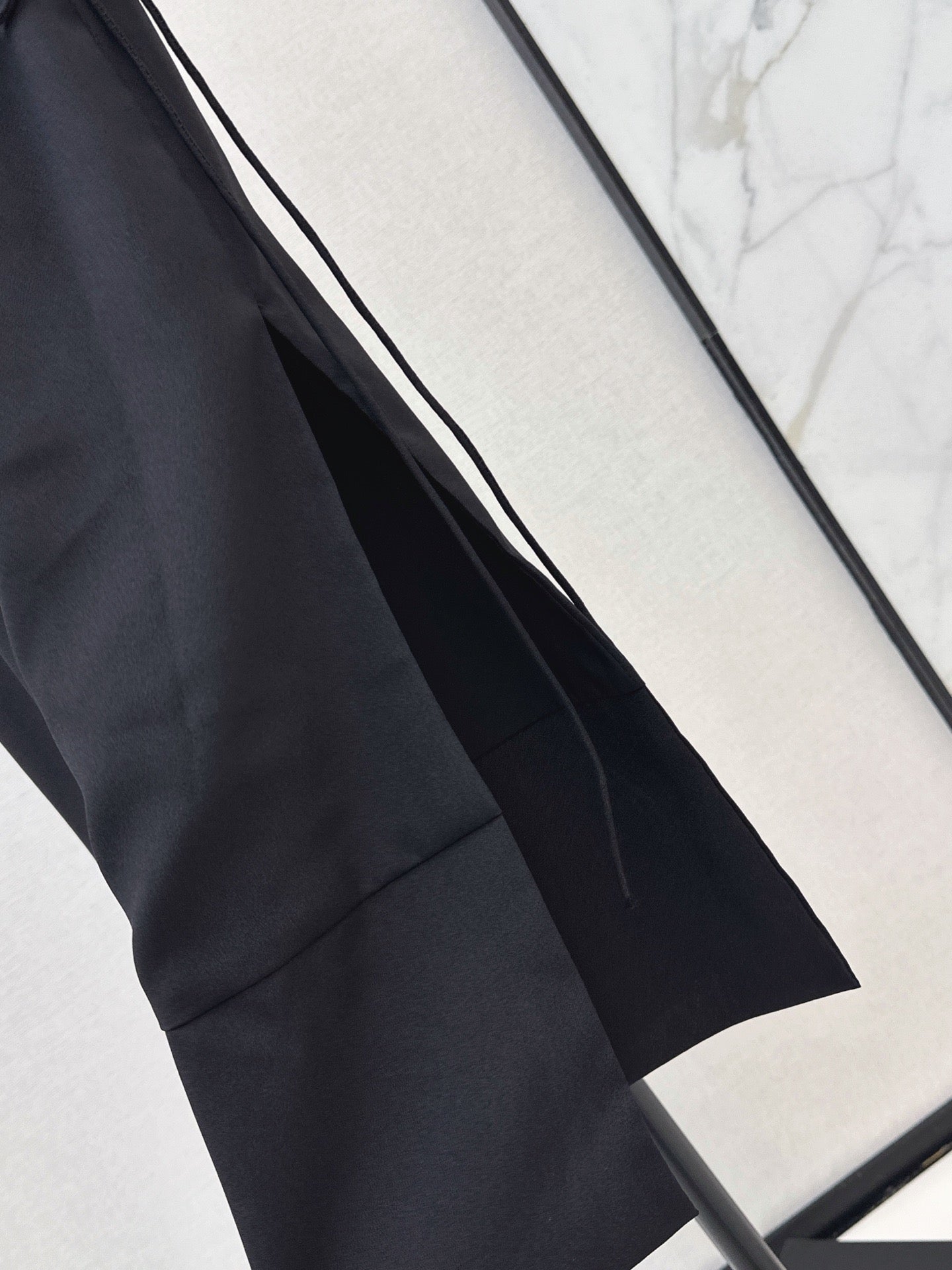 26FW New: French Minimalist Lightweight Slit Camisole Dress 🖤