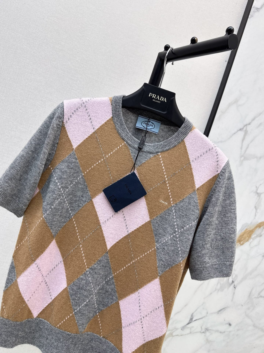 26FW New Pink-Brown Argyle Cashmere Short-Sleeve Knit Top 🩶
