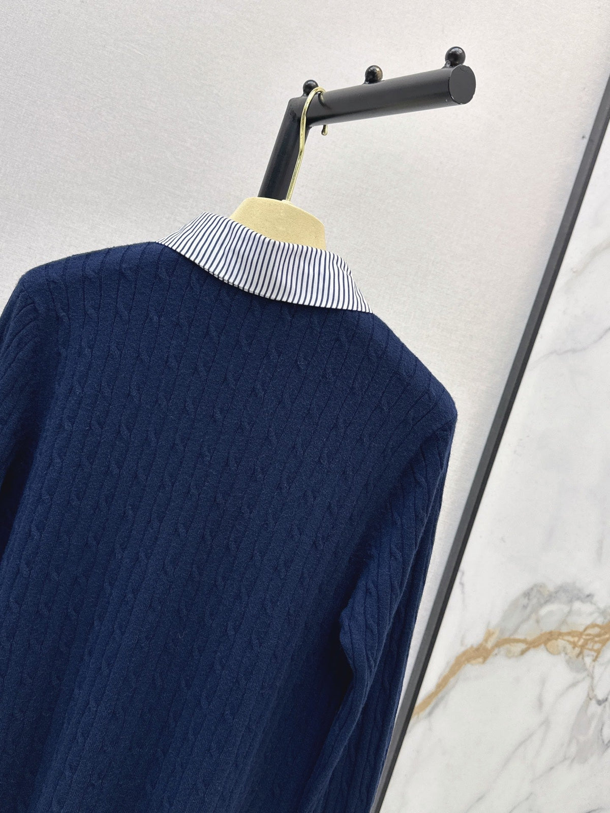 26FW New Color-Block Striped Collared Knit Cardigan 🖤