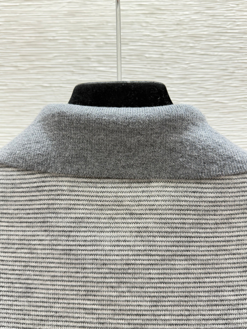 26FW New Color-Block Striped Long-Sleeve Sweater with Collar