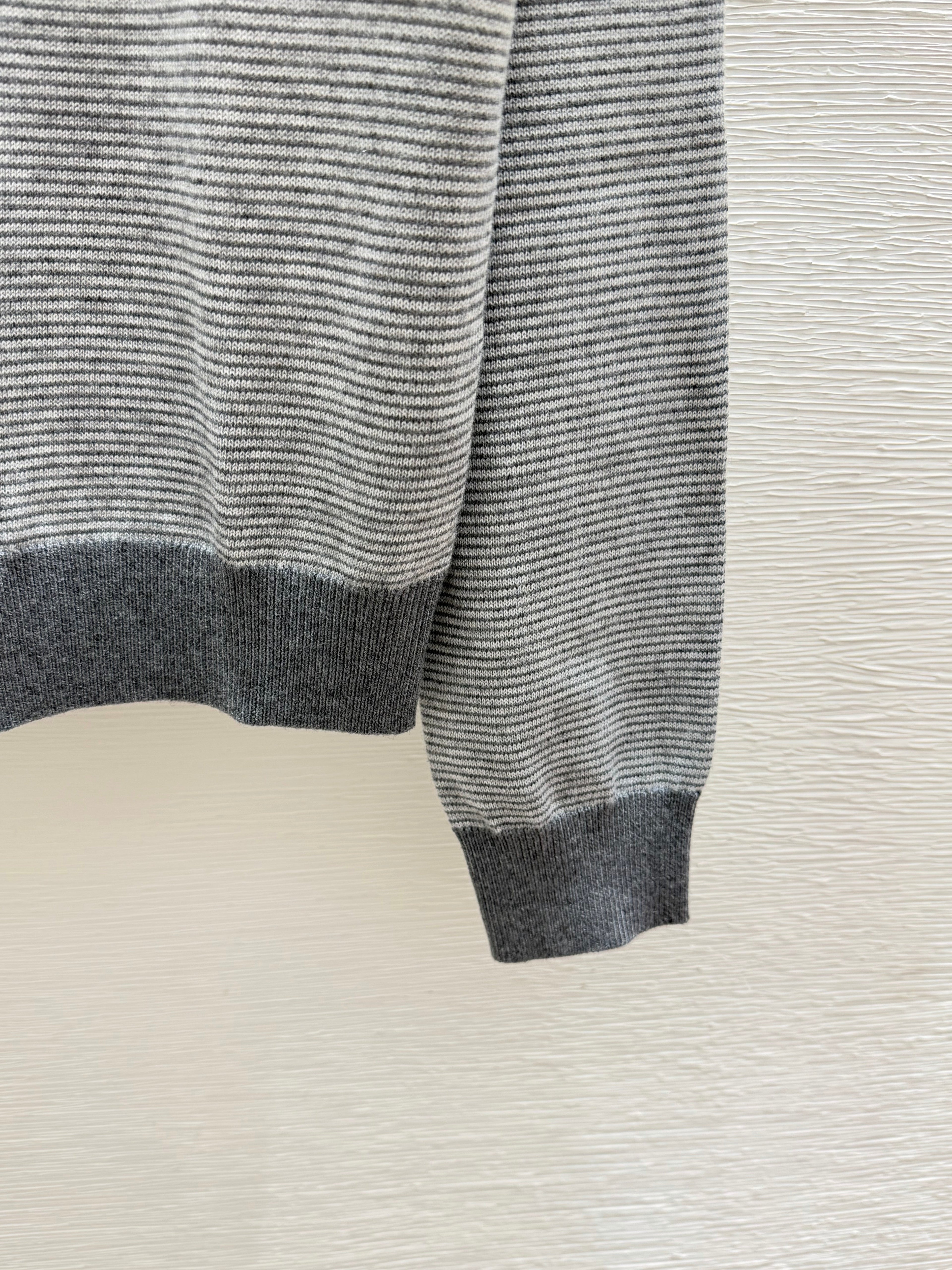 26FW New Color-Block Striped Long-Sleeve Sweater with Collar