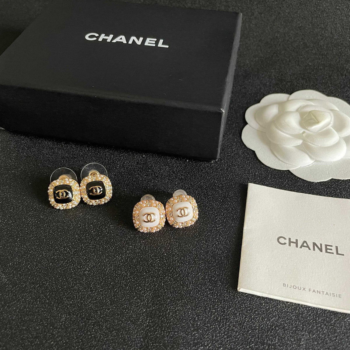 26FW New Double-C Stud Earrings