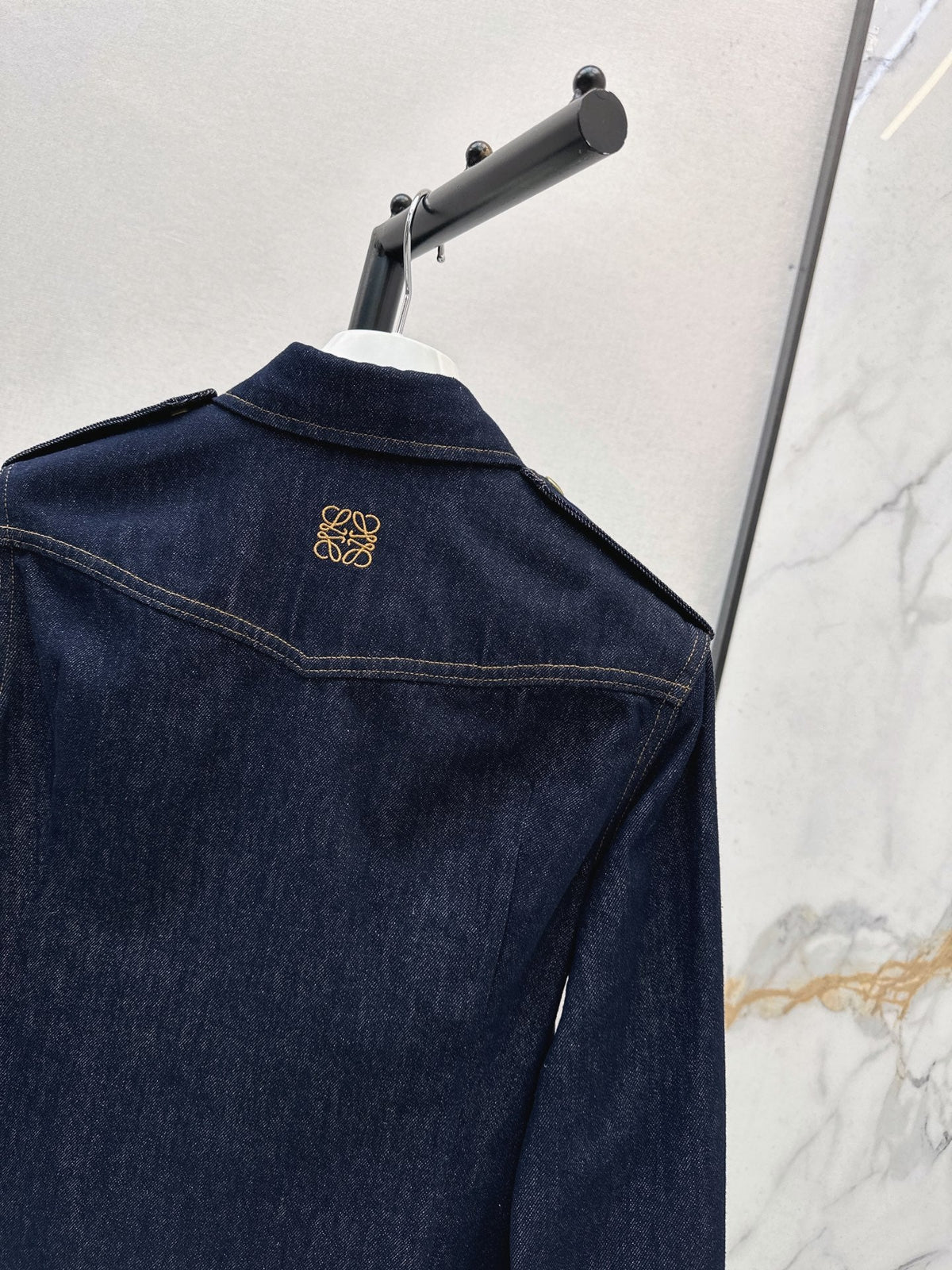 26FW New Slim-Fit Lapel Denim Shirt Jacket 🖤