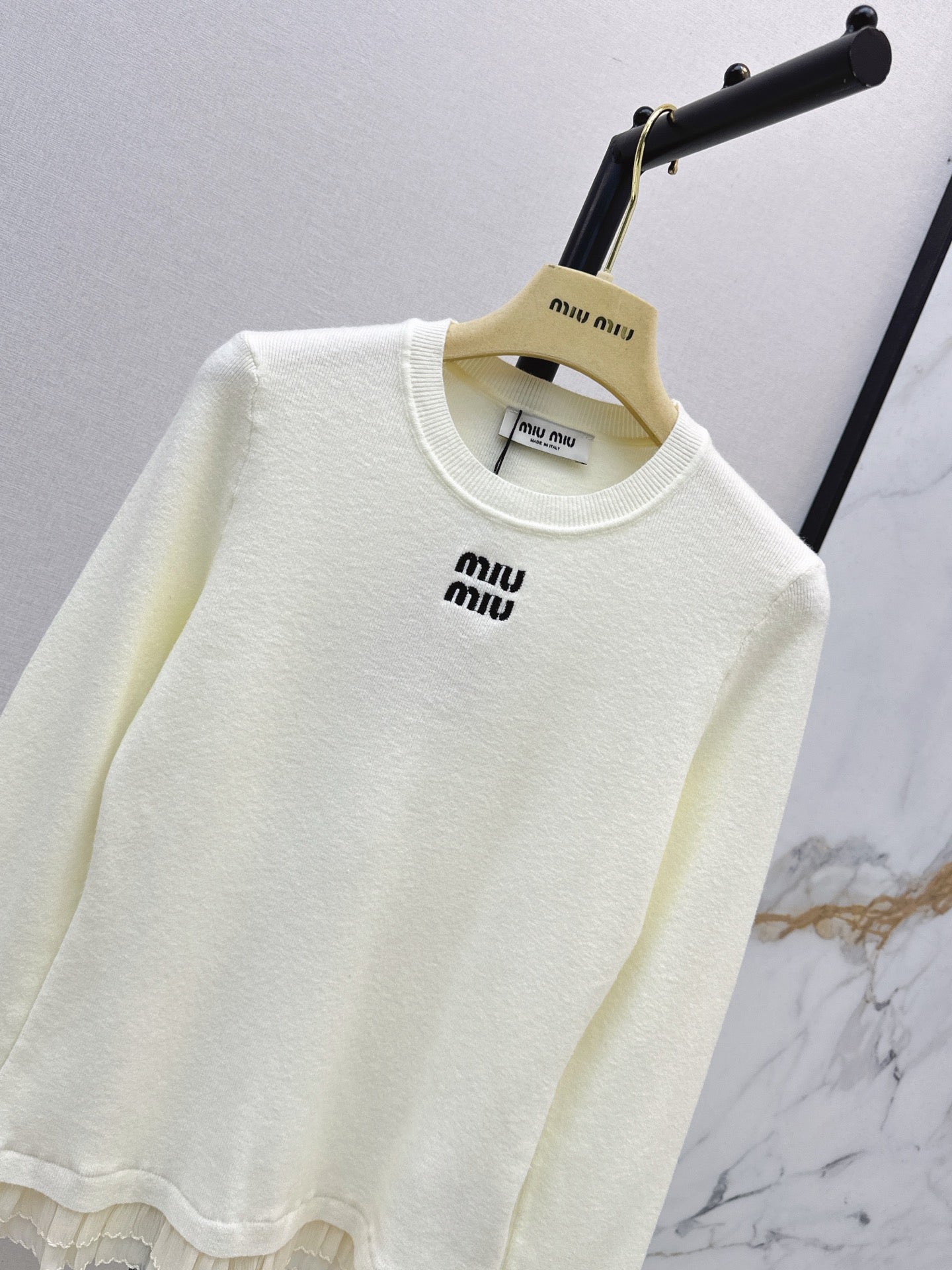 26FW New Versatile Color-Block Crew-Neck Sweater 🤍