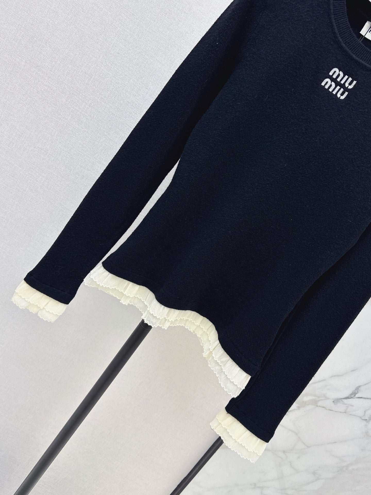 26FW New Versatile Color-Block Crew-Neck Sweater 🤍