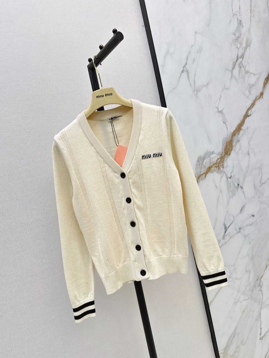 26FW New Classic V-Neck Versatile Cardigan 🤍