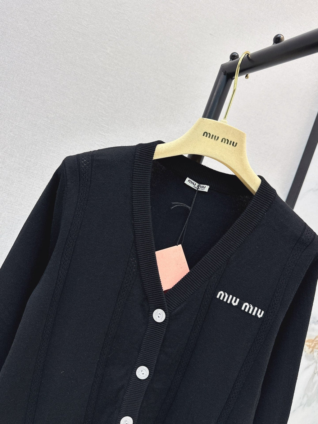 26FW New Classic V-Neck Versatile Cardigan 🤍