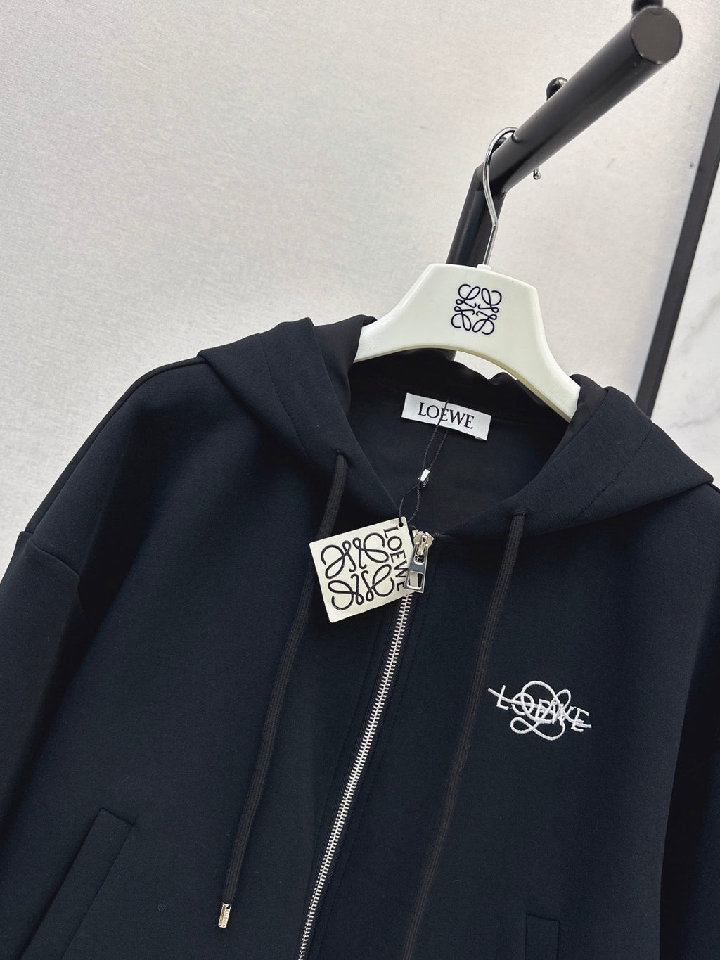 26FW New Logo-Embellished Hooded Jacket 🩶