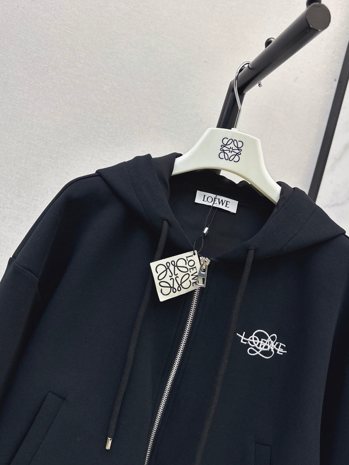 26FW New Logo-Embellished Hooded Jacket 🩶