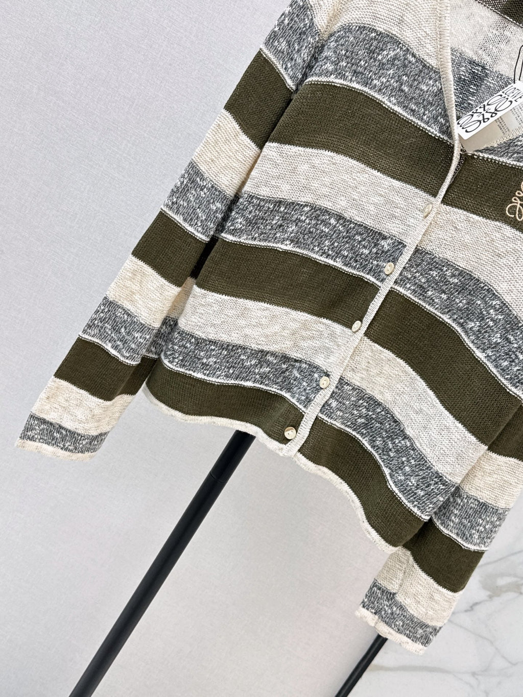 26FW New Loose-Fit Striped Long-Sleeve Knit Cardigan with Embroidered Logo 🤎