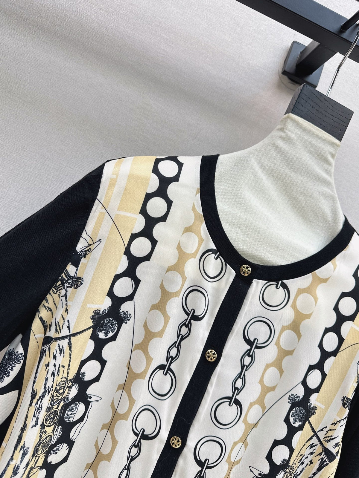 26FW New Long-Sleeve Knit Cardigan with Mixed Prints 🖤
