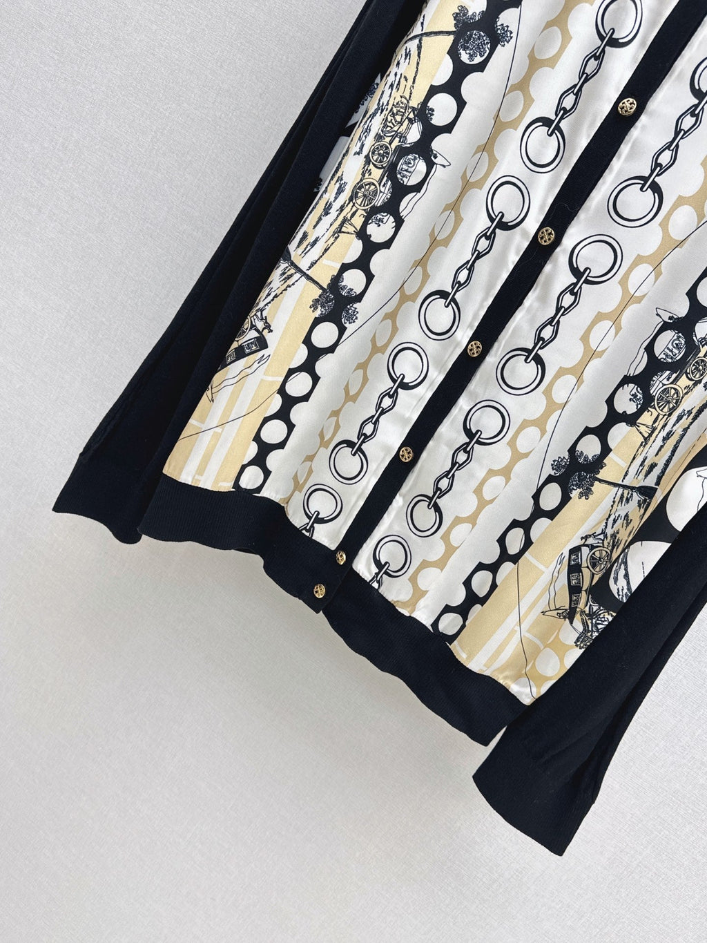 26FW New Long-Sleeve Knit Cardigan with Mixed Prints 🖤